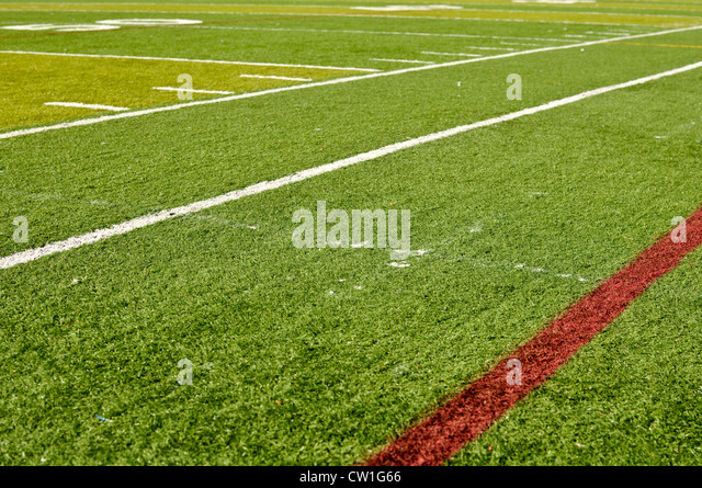 football-sideline-cw1g66.jpg